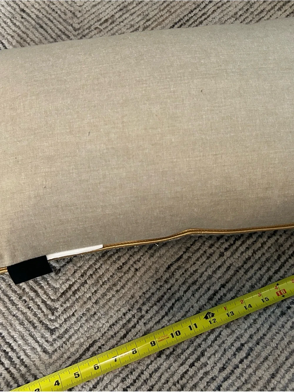 Envogue decorative pillow